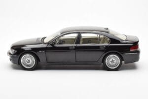 BMW 760Li E66 Black Kyosho 1:18 08572BK Diecast - image 4 of 9