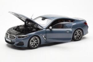 BMW 850i G15 Barcelona Blue Metallic Norev 1:18 80432450995 Diecast - image 2 of 8
