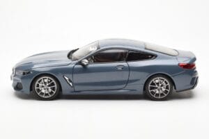 BMW 850i G15 Barcelona Blue Metallic Norev 1:18 80432450995 Diecast - image 4 of 8