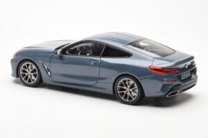 BMW 850i G15 Barcelona Blue Metallic Norev 1:18 80432450995 Diecast - image 7 of 8