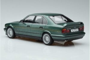 BMW Alpina B10 4.6 E34 Green MCG 1:18 MCG18229 Diecast - image 5 of 6