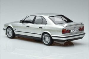 BMW Alpina B10 4.6 E34 Silver MCG 1:18 MCG18231 Diecast - image 5 of 5