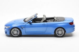 BMW M4 F83 Cabriolet Yas Marina Blue Paragon 1:18 80432339612 Diecast - image 4 of 8