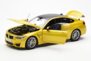 BMW M4 F82 Austin Yellow Metallic Paragon 1:18 80432339606 Diecast - image 2 of 8