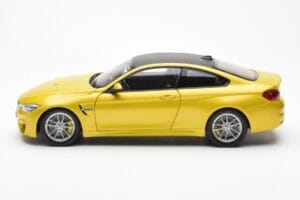 BMW M4 F82 Austin Yellow Metallic Paragon 1:18 80432339606 Diecast - image 4 of 8