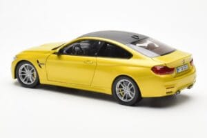 BMW M4 F82 Austin Yellow Metallic Paragon 1:18 80432339606 Diecast - image 7 of 8