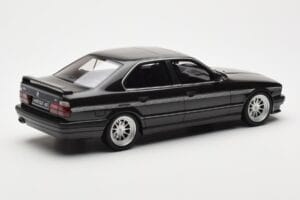 BMW M5 E34 Hartge H5 V12 Diamond Black Metallic Otto 1:18 OT362 Resin - image 2 of 6