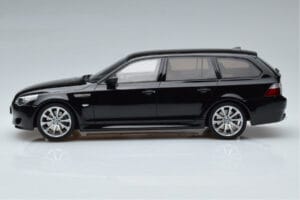 BMW M5 E61 Touring Black Otto 1:18 OT1020 Resin - image 3 of 6
