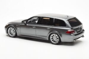 BMW M5 E61 Touring Grey Otto 1:18 OT189 Resin - image 5 of 6