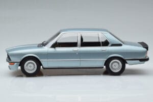 BMW M535i E12 Blue Norev 1:18 183269 Diecast - image 3 of 6