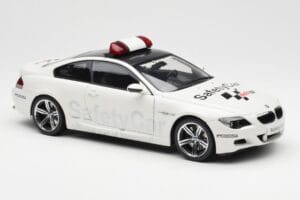 BMW M6 E63 MotoGP Safety Car 2006 Kyosho 1:18 08707GPB Diecast - image 6 of 8