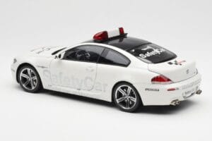 BMW M6 E63 MotoGP Safety Car 2006 Kyosho 1:18 08707GPB Diecast - image 7 of 8