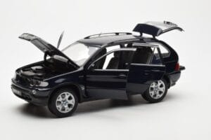 BMW X5 4.4i E53 Dark Blue Kyosho 1:18 08521DB Diecast - image 2 of 8