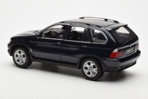 BMW X5 4.4i E53 Dark Blue Kyosho 1:18 08521DB Diecast - image 7 of 8