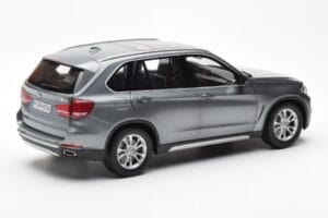 BMW X5 F15 Space Grey Paragon 1:18 80432318988 Diecast - image 3 of 8