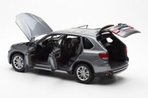 BMW X5 F15 Space Grey Paragon 1:18 80432318988 Diecast - image 5 of 8