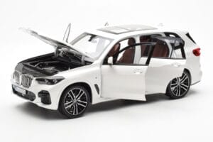 BMW X5 G05 White Paragon 1:18 80432450996 Diecast - image 2 of 8