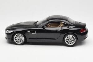 BMW Z4 E89 Spider Black Metallic Kyosho 1:18 08771BK Diecast - image 5 of 9