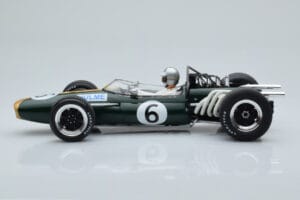 Brabham BT20 Repco #6 D. Hulme British GP 1966 MCG 1:18 MCG18609F Diecast - image 3 of 6