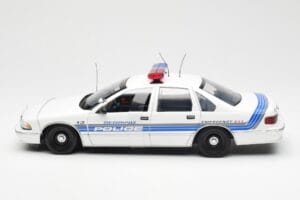 Chevrolet Caprice Sebring Police UT Models 1:18 21029 Diecast - image 3 of 6