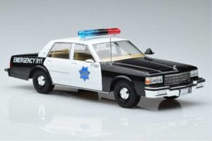 Chevrolet Caprice San Francisco Police Department MCG 1:18 MCG18389 Diecast - image 4 of 6