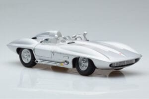 Chevrolet Corvette C1 Stingray Concept AUTOart 1:18 71000 Diecast - image 6 of 8