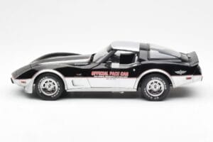 Chevrolet Corvette C3 Pace Car Indianapolis 500 1978 UT Models 1:18 21070 Diecast - image 3 of 6