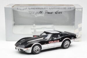 Chevrolet Corvette C3 Pace Car Indianapolis 500 1978 UT Models 1:18 21070 Diecast - image 6 of 6