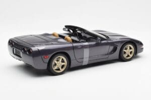 Chevrolet Corvette C5 Convertible Purple Pearl Metallic UT Models 1:18 21010 Diecast - image 2 of 6