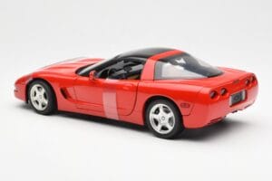 Chevrolet Corvette C5 Hardtop Red UT Models 1:18 21041 Diecast - image 5 of 6