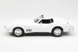 Chevrolet Corvette C3 Convertible Can-Am White Norev 1:18 189038 Diecast - image 3 of 6