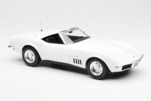 Chevrolet Corvette C3 Convertible Can-Am White Norev 1:18 189038 Diecast - image 4 of 6