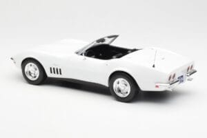 Chevrolet Corvette C3 Convertible Can-Am White Norev 1:18 189038 Diecast - image 5 of 6