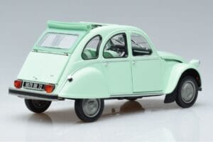 Citroen 2CV 6 Club Green Norev 1:18 181486 Diecast - image 3 of 7