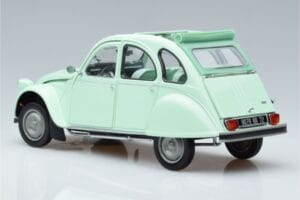 Citroen 2CV 6 Club Green Norev 1:18 181486 Diecast - image 6 of 7