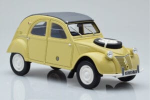 Citroen 2CV Sahara Yellow Otto 1:18 OT1027 Resin - image 4 of 6