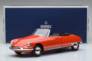 Citroen DS19 Cabriolet Norev 1:18 181599 Diecast - image 7 of 7