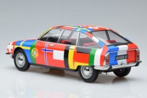 Citroen GS Drapeaux Norev 1:18 181667 Diecast - image 5 of 6