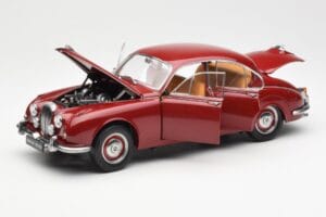 Daimler 250 V8 Red Paragon 1:18 PA-98312 Diecast - image 2 of 8