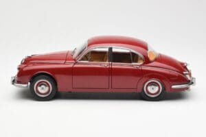 Daimler 250 V8 Red Paragon 1:18 PA-98312 Diecast - image 4 of 8