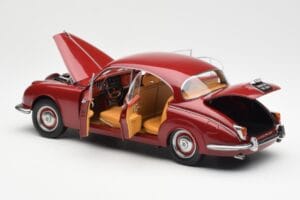 Daimler 250 V8 Red Paragon 1:18 PA-98312 Diecast - image 5 of 8