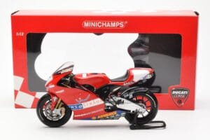 Ducati Desmosedici MotoGP Prova 2002 Minichamps 1:12 122020099 Diecast - image 4 of 4