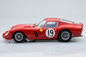 Ferrari 250 GTO #19 24 Hours of Le Mans 1962 Kyosho 1:18 08438A Diecast - image 4 of 10