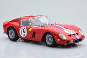 Ferrari 250 GTO #19 24 Hours of Le Mans 1962 Kyosho 1:18 08438A Diecast - image 6 of 10