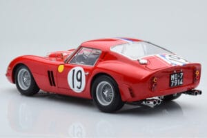 Ferrari 250 GTO #19 24 Hours of Le Mans 1962 Kyosho 1:18 08438A Diecast - image 7 of 10