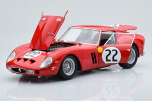 Ferrari 250 GTO #22 24 Hours of Le Mans 1962 Kyosho 1:18 08438B Diecast - image 2 of 10