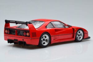 Ferrari F40 LM Red GT Spirit 1:18 GT388 Resin - image 2 of 6