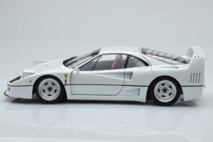Ferrari F40 Pearl White Kyosho 1:18 08416PW-G Diecast - image 4 of 8