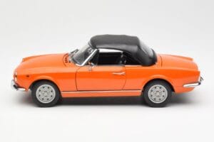 Fiat 124 BS Orange Sun Star 1:18 4906 Diecast - image 4 of 8