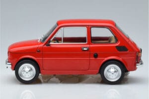 Fiat 126 Red MCG 1:18 MCG18323 Diecast - image 3 of 6